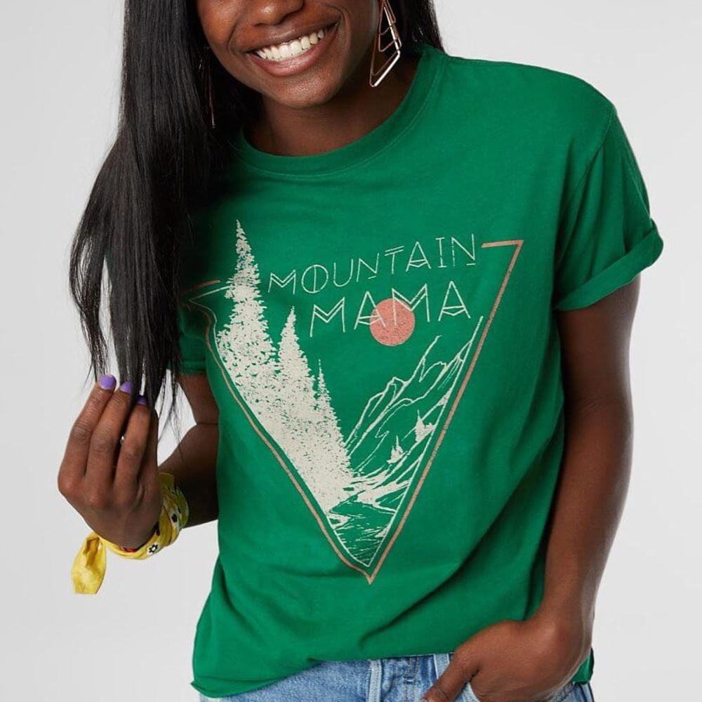 The Buckle American Highway Mountain Mama T-Shirt Medium